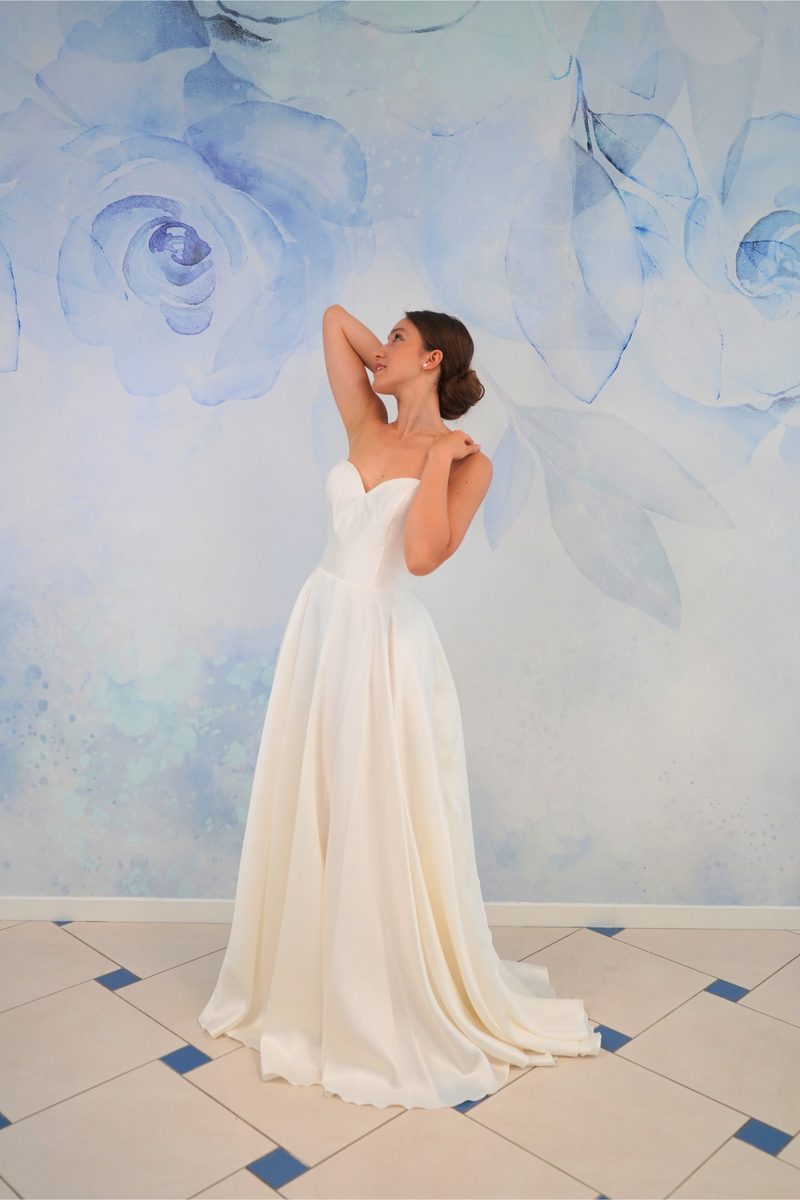 Abito da sposa Olga, collezione Senza Tempo, Atelier Capolavori